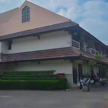 ג'קרטה D'Arcici Hotel Plumpang מראה חיצוני תמונה