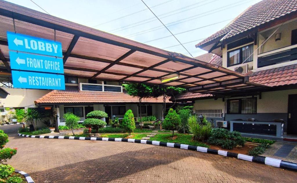 ג'קרטה D'Arcici Hotel Plumpang מראה חיצוני תמונה