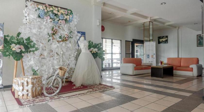 ג'קרטה D'Arcici Hotel Plumpang מראה חיצוני תמונה