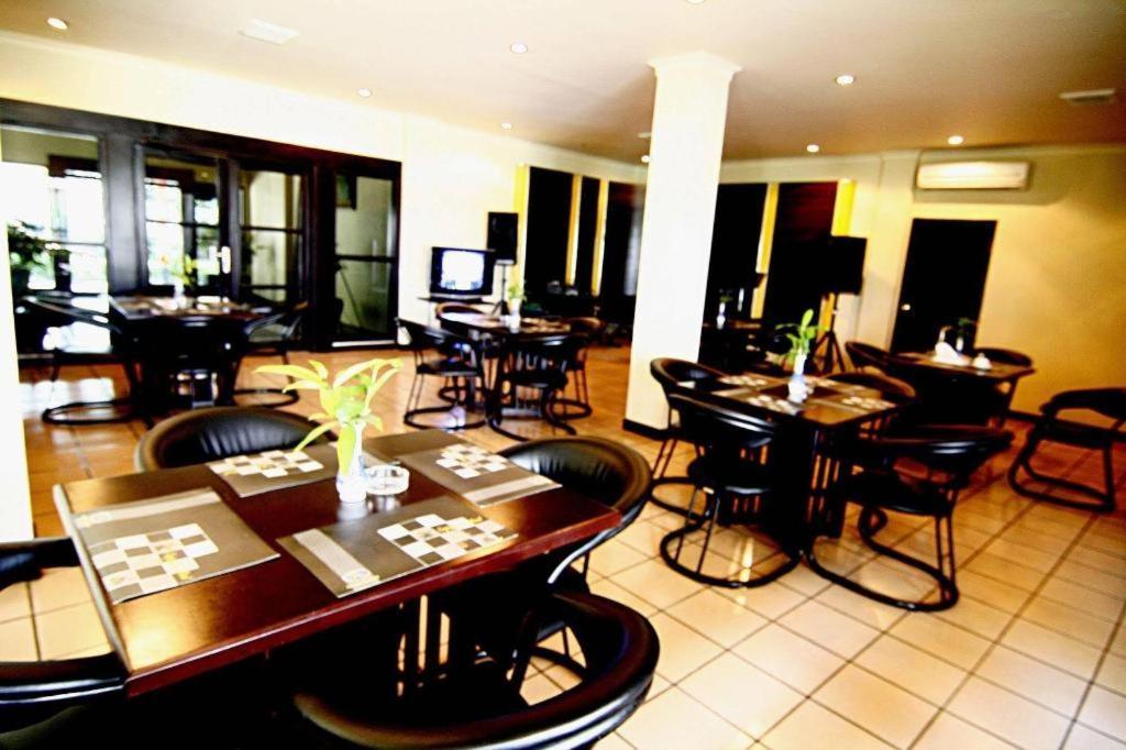 ג'קרטה D'Arcici Hotel Plumpang מראה חיצוני תמונה