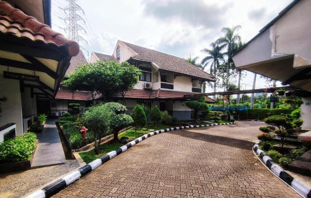 ג'קרטה D'Arcici Hotel Plumpang מראה חיצוני תמונה