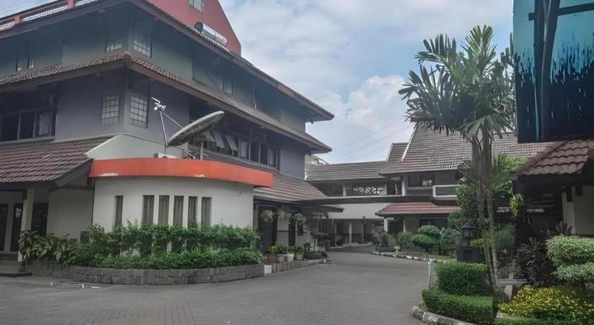 ג'קרטה D'Arcici Hotel Plumpang מראה חיצוני תמונה