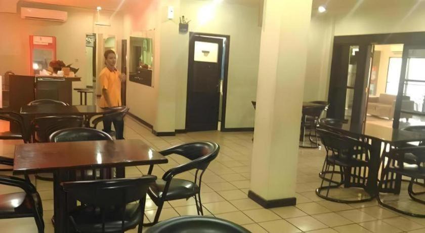 ג'קרטה D'Arcici Hotel Plumpang מראה חיצוני תמונה