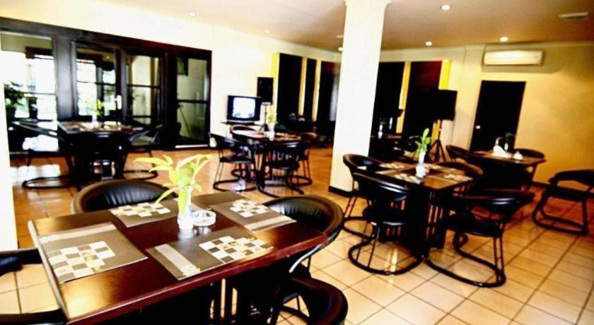 ג'קרטה D'Arcici Hotel Plumpang מראה חיצוני תמונה