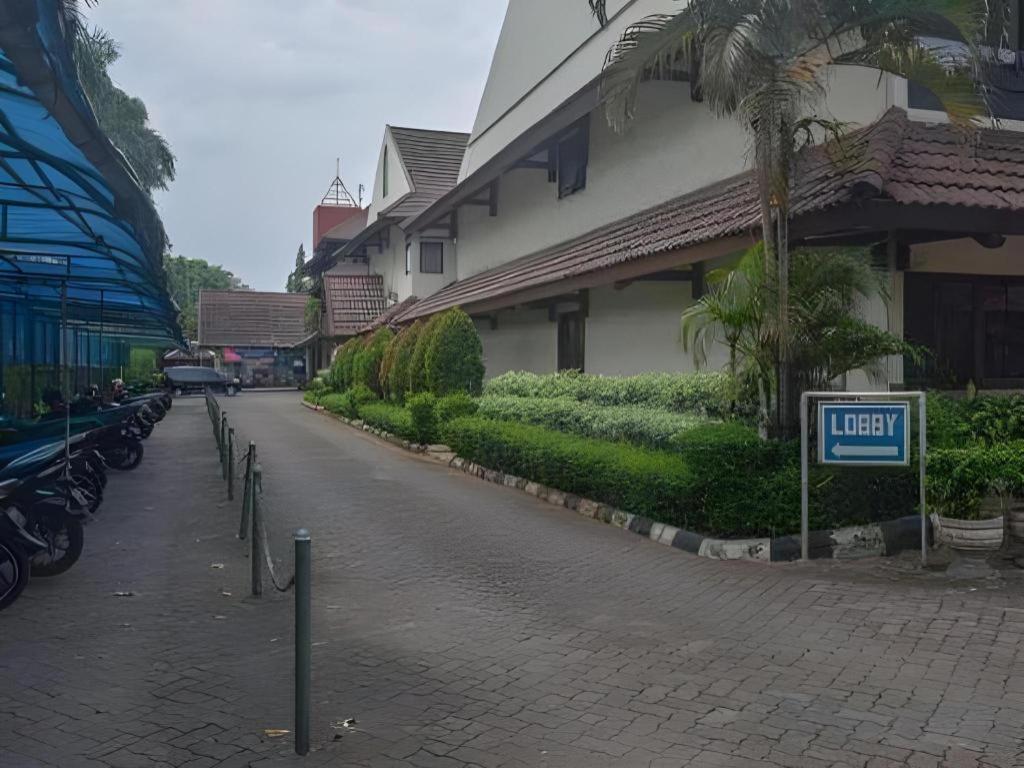 ג'קרטה D'Arcici Hotel Plumpang מראה חיצוני תמונה