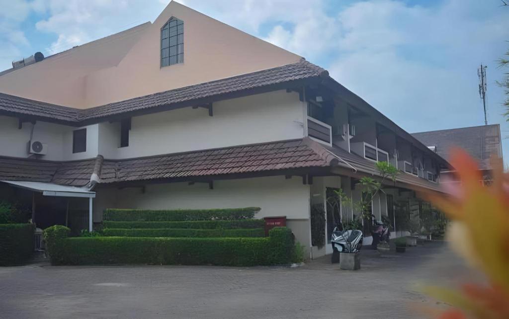 ג'קרטה D'Arcici Hotel Plumpang מראה חיצוני תמונה